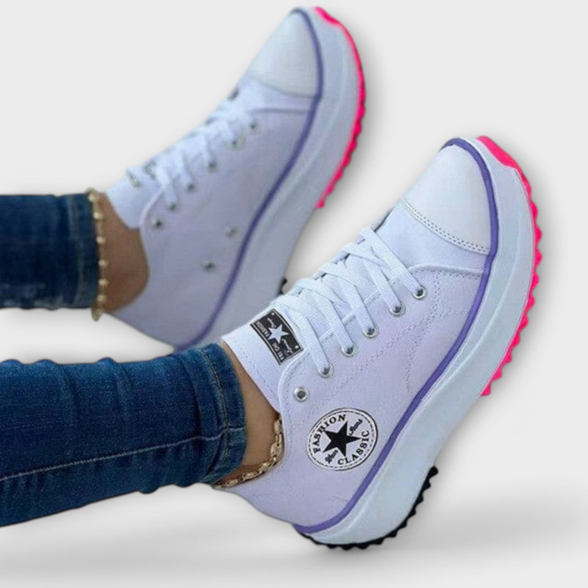 White / 43