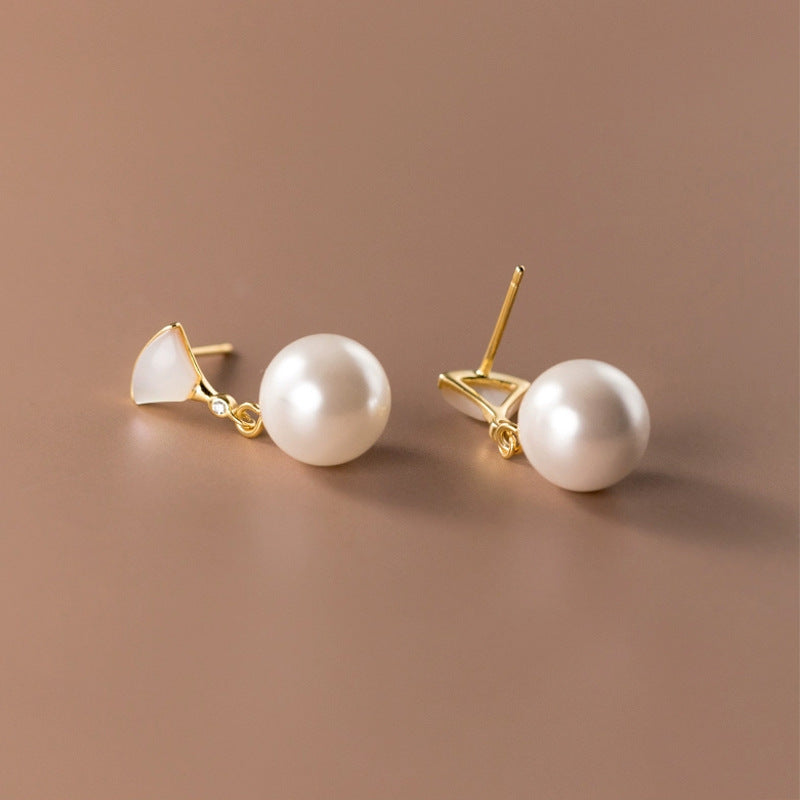 RETRO SILVER PEARL EARRINGS | ELEGANT CLASSY SHINE